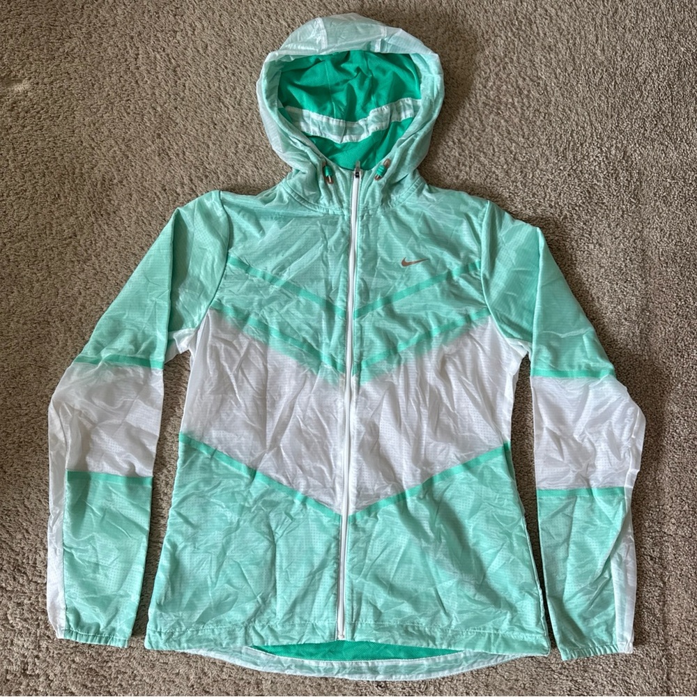 Nike Running Cyclone Jacket Women’s‎ Medium Hooded Green Lightweight Windbreaker